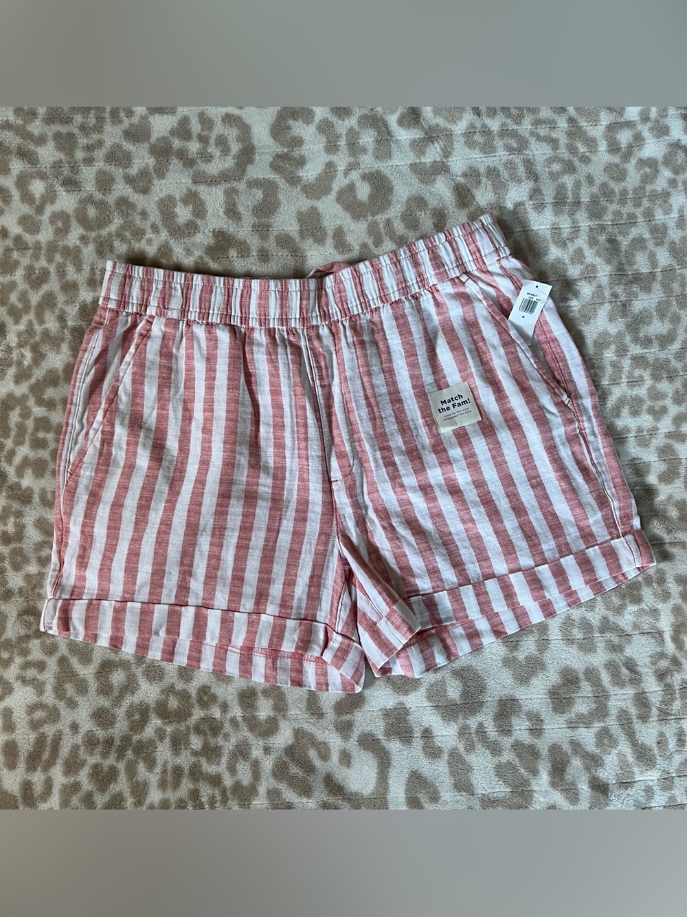 NWT Old Navy Pink and White HR Striped Women’s Linen Shorts, Size Medium